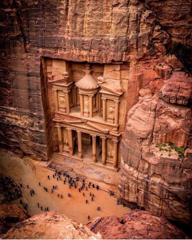 Petra 3